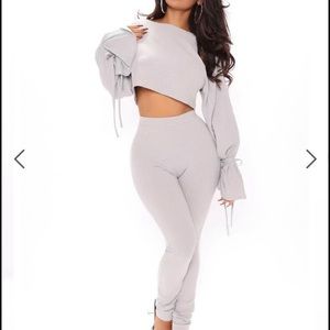 FASHION NOVA Ribbed Leggings Set
